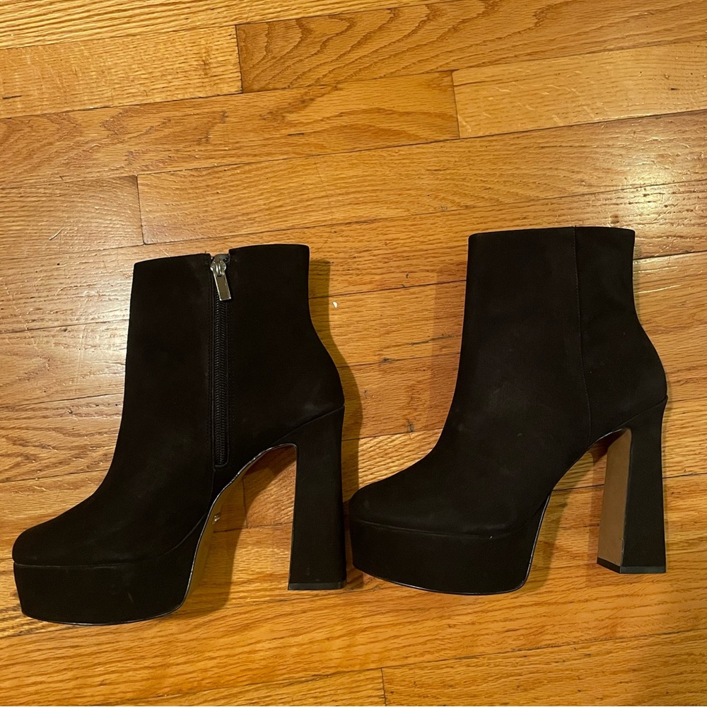 L'INTERVALLE Black Heeled Platform Boots